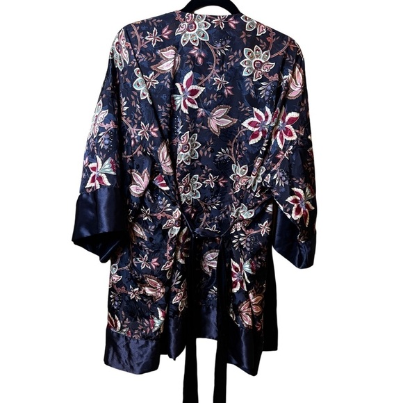 Victoria’s Secret Vintage Gold Label Floral Robe One Size - Picture 4 of 5